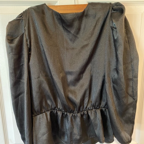 Free Press Clothing Puff sleeve wrap v neck top M - Picture 5 of 5